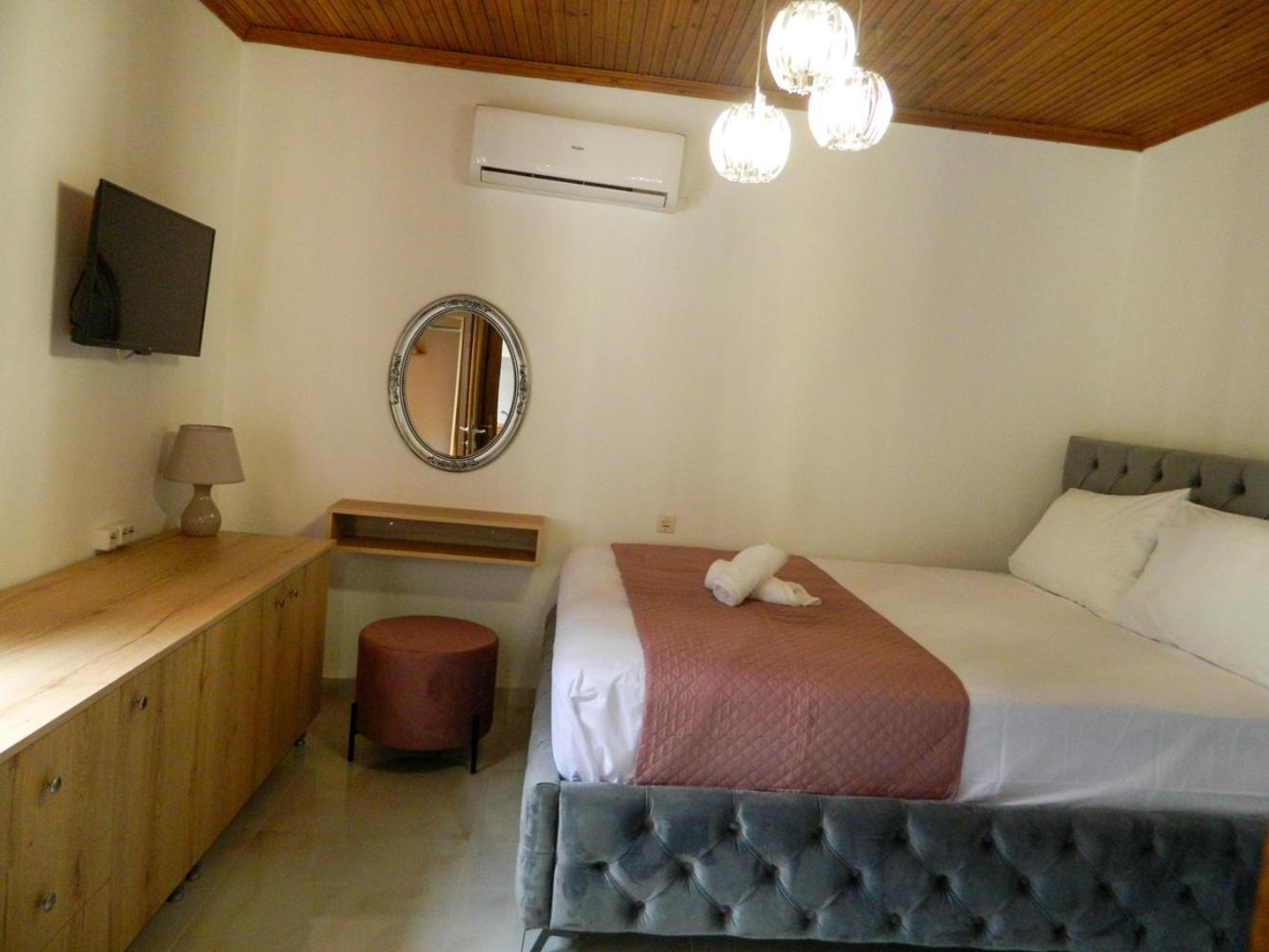 Veny House Villa Paralia Pantaleimonos Bagian luar foto
