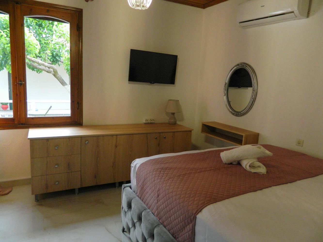 Veny House Villa Paralia Pantaleimonos Bagian luar foto